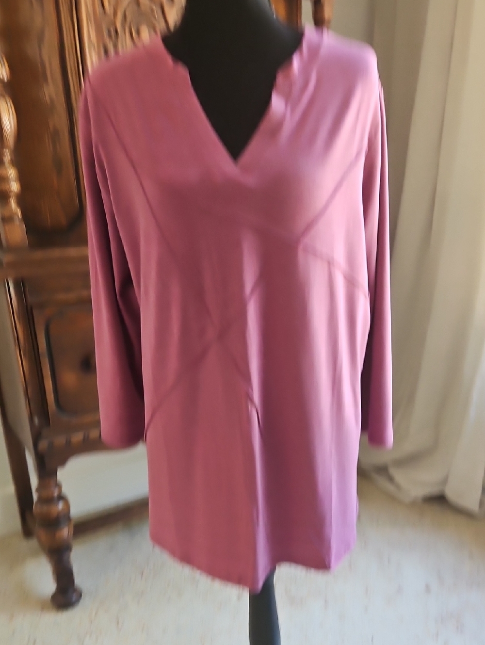 TICTICMISS Women's V-Neck Long Sleeve Tunic Top - Pink. Size XL